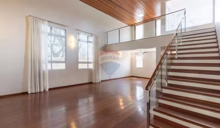 Casa à venda  com 4 quartos, sendo 4 suítes, 3 salas, piscina, quintal e churrasqueira no Jardim Canadá - Ribeirão Preto/SP