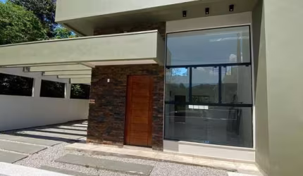 Casa com 3 quartos à venda na Rua João Carlos de Araújo e Silva, 221, Forquilhas, São José por R$ 699.000