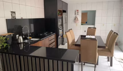 Casa com 2 quartos à venda na Rua João José Martins, 234, Real Parque, São José por R$ 500.000