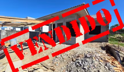 Casa com 2 quartos à venda na Rua Zulmira Pamplona Gomes, 8765, Bela Vista, Palhoça por R$ 252.000