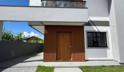 Casa com 3 quartos à venda na Rua José Onofre Pereira, 51, Bela Vista, Palhoça por R$ 730.000