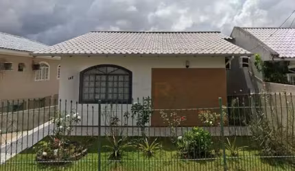 Casa com 4 quartos à venda na Rua Vereador Arthur Mariano, 2298, Forquilhinhas, São José por R$ 890.000