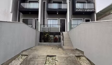 Casa com 2 quartos à venda na Rua Figueira, 345, Potecas, São José por R$ 395.000