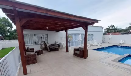 Apartamento com 2 quartos à venda na Rua Tomé de Souza, 25, Barra do Aririú, Palhoça por R$ 255.000