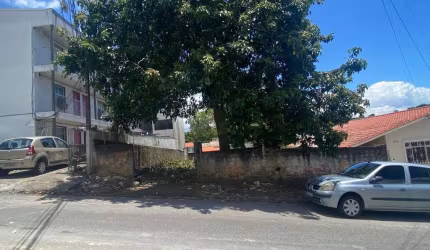 Terreno à venda na Felisbino Camilo da Silva, Serraria, São José por R$ 300.000