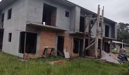 Casa com 3 quartos à venda na Ari Lentz dos Santos, 2349, Forquilhas, São José por R$ 650.000
