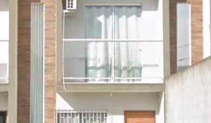 Casa com 2 quartos à venda na Menina Débora Novaes, 9344, Forquilhas, São José por R$ 500.000