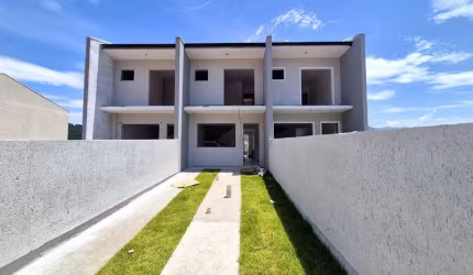 Casa com 2 quartos à venda na Travessa dos Cardeais, 803, Forquilhas, São José por R$ 450.000