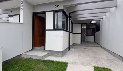 Casa com 2 quartos à venda na Nazareno de Oliveira Alves, 2345, Forquilhas, São José por R$ 355.000
