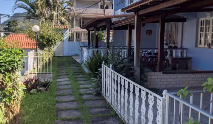 Aconchegante Casa/Sobrado próximo a praia de Muriqui