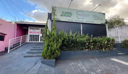 Casa Comercial para Locação - Imóvel comercial disponível para locação com 180m², por R$ 4.000,00 m