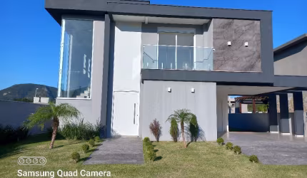 Bela Casa Alto Padrão 4 Dormitórios sendp 3 Suites Cond  Red Park