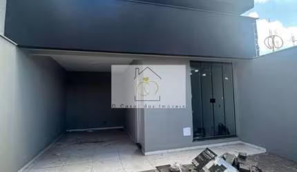 Linda Casa com acabamento em alto padrão no Jd. Maria Luiza