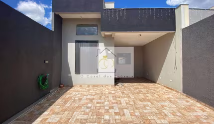Casa com 3 dormitórios. Pertinho da Uel.