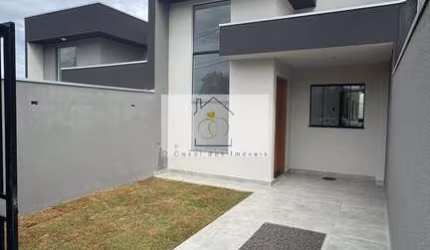 Linda Casa à Venda na Região Norte de Londrina!