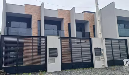 Sobrado Geminado - Bairro Ubatuba