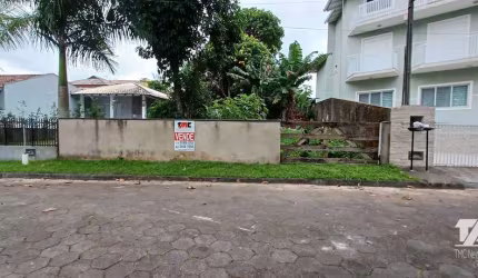 Terreno | 380 metros da Praia em Itaguaçú, São Francisco do Sul/SC