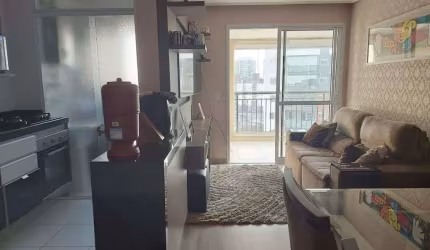 Apartamento à venda no Jardim Flor da Montanha - 68m² - 2 dormitórios - varanda - 1 vaga.