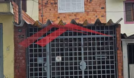 Sobrado à venda na rua Tabajara, em frente a Unimed Guarulhos