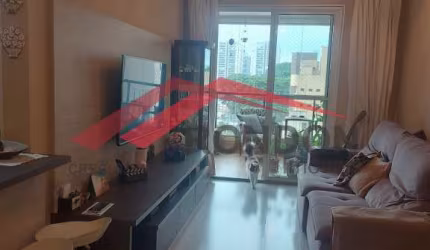 Apartamento à venda no Jardim Zaira - 83 m² - 3 dormitórios - 1 suíte - 1 banheiro social - 2 vagas.
