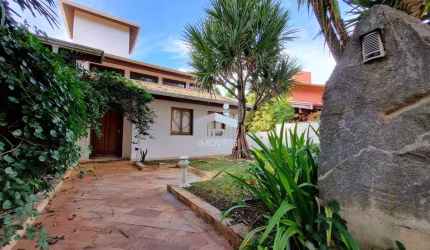 Casa em condomínio exclusivo em Sousas, Campinas-SP: 3 quartos, 1 suite, 2 salas, 4 banheiros, 4 vagas, 291,39 m²!