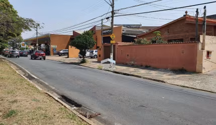 VENDO CASA COMERCIAL TERRENO 240 M²