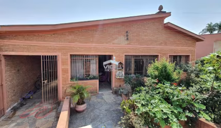 VENDO CASA COMERCIAL TERRENO 240 M²