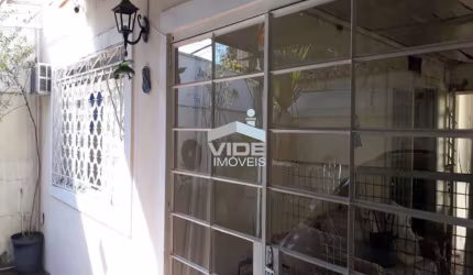 VENDO CASA EM CAMPINAS NO BAIRRO CAMBUÍ  EM EXCELENTE LOCALIZAÇÃO COM UM DORMITÓRIO.