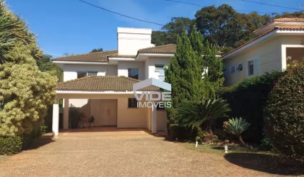 Casa para venda  em Campinas, no distrito de Barão Geraldo no Residencial Barão do Café com quatro suítes