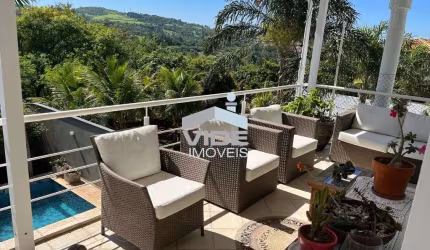 Casa em Condomínio de Luxo em Sousas, Campinas - 3 quartos, 3 suítes, 3 salas, 4 banheiros, 4 vagas - 360,11 m².
