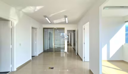Excelente oportunidade: Sala comercial à venda ou locação na Vila Nova, Campinas-SP! 7 salas e 4 banheiros!