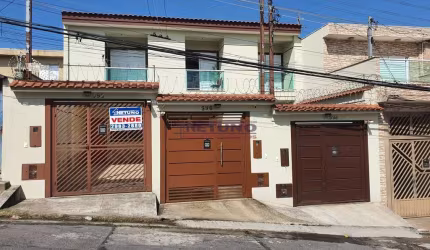 Sobrado 3 quartos (1 suíte), 2 vagas na Vila Medeiros