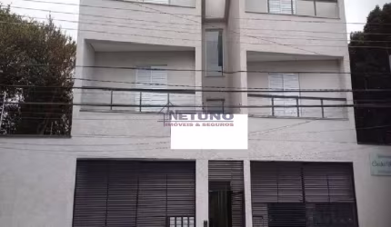 Condominio na Vila Gustvao com 02 dorms, sala, cozinha, wc, lavanderia (sem vaga), ótima localização