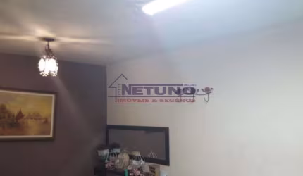 Boa casa Térrea na Vila Medeiros. 2 dorm, mais dependência.