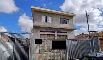 Sobrado na Vila Medeiros com 03 dorms, 02 suites, sala de estar, cozinha, 10 vagas + salão comercial