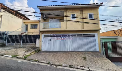 Sobrado 3 quartos e garagem na Vila Medeiros