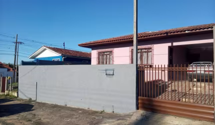 Casa para Venda em Lapa, Centro, 3 dormitórios, 2 banheiros, 2 vagas