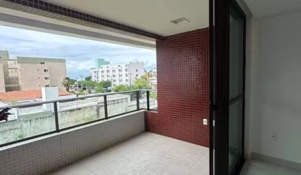 Apartamento com 3 quartos próximo da praia no Cabo Branco