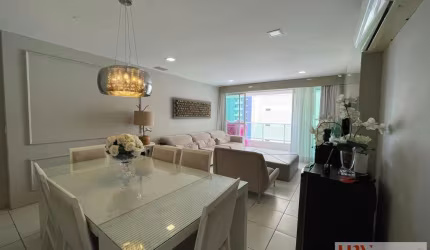 Apartamento com 3 suítes, móveis projetados, posição nascente, no bairro de Tambaú.
