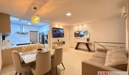 Casa com 3 quartos e área de lazer em condomínio no Portal do sol