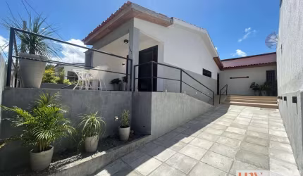 Casa com 3 quartos no bairro dos Estados