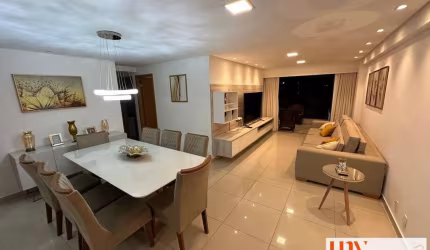 Apartamento com 3 suítes porteira fechada em Tambaú