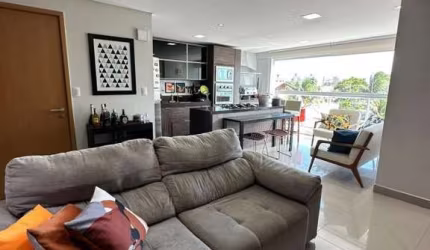Apartamento todo mobiliado com 74 m² e 3 quartos pertinho do mar no Jardim Oceania