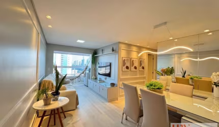 Apartamento todo projetado em andar alto com 2 quartos no bairro de Manaíra