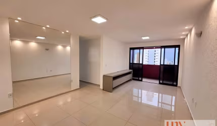 Apartamento com 100 m² e 3 quartos com móveis projetados no bairro Jardim Oceania