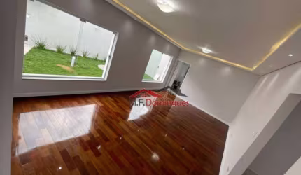 Casa com 4 dormitórios à venda, 193 m² por R$ 1.280.000,00 - Chácara Machadinho I - Americana/SP