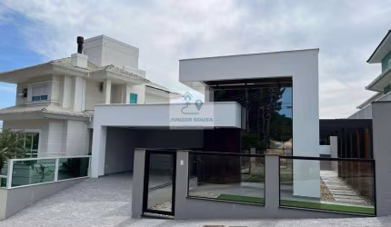Casa para Venda em Palhoça, Pedra Branca, 3 dormitórios, 1 suíte, 2 banheiros, 2 vagas