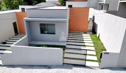 Casa com 3 quartos à venda na Alagoas, 300, Itaqui, Campo Largo por R$ 420.000