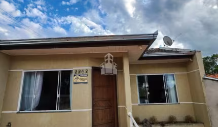 Casa com 3 quartos à venda na Rua José de Paiva Vidal, 2262, Vila Santa Terezinha, Campo Largo por R$ 390.000