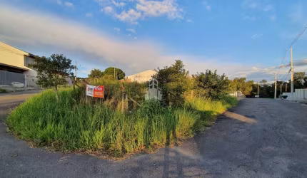 Terreno à venda na Rua Leon Malinosvski, Nova Trento, Campo Largo por R$ 188.000